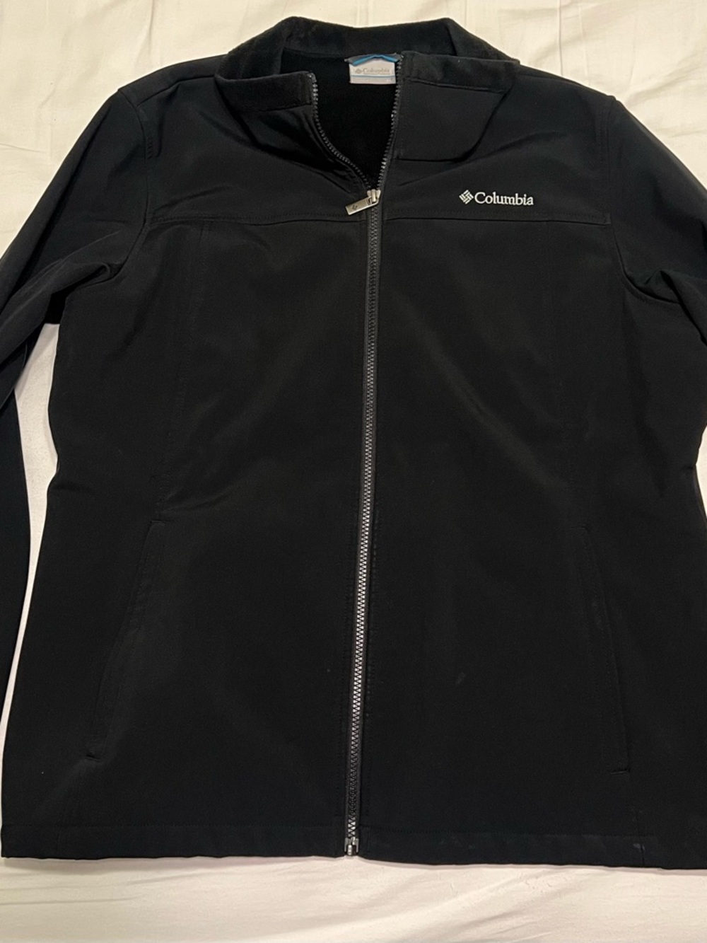 Columbia Black Women's Utility Softshell Jacket